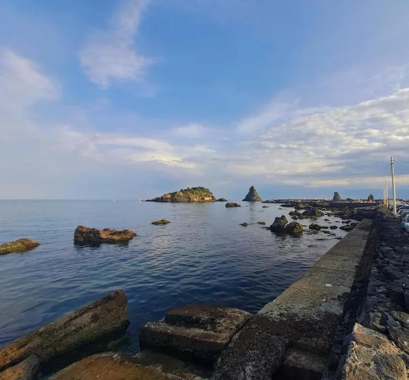 Aci Trezza suite fronte mare