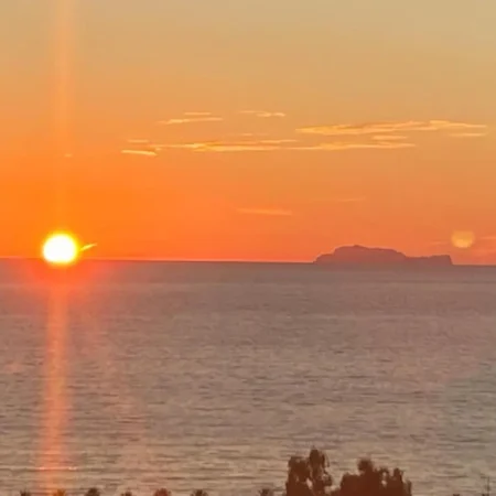 A la puesta del sol