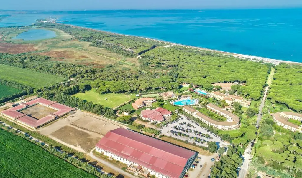 Hotel with swimming-pool in Arborea