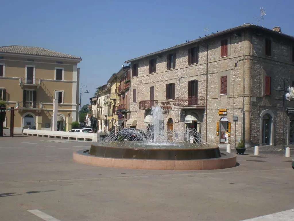 PIAZZA DEGLI ANGELI
