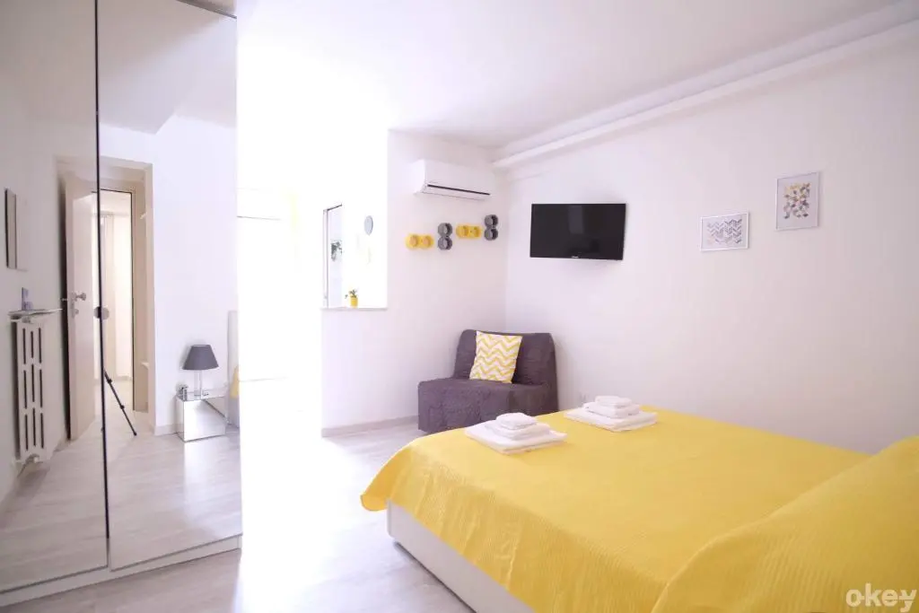 Charme & Chic Studios – Bari Centro