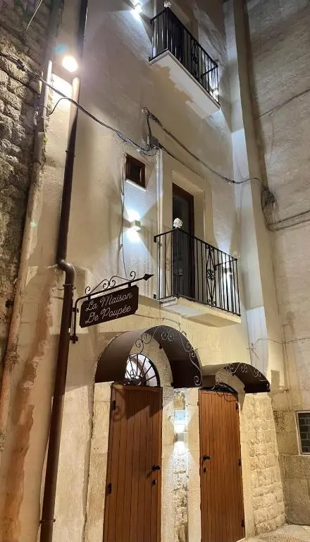 La Maison De Poupee
