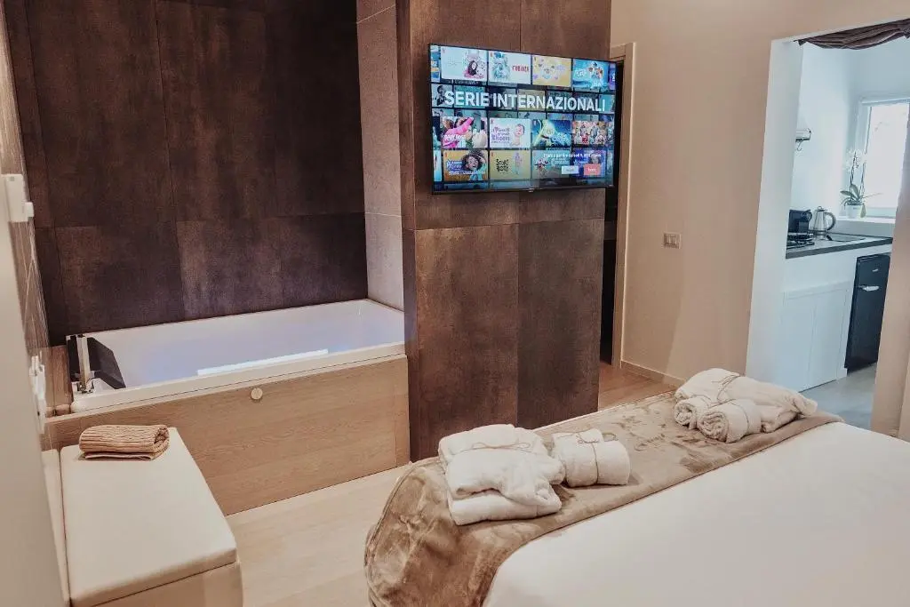 18zero2 luxury rooms