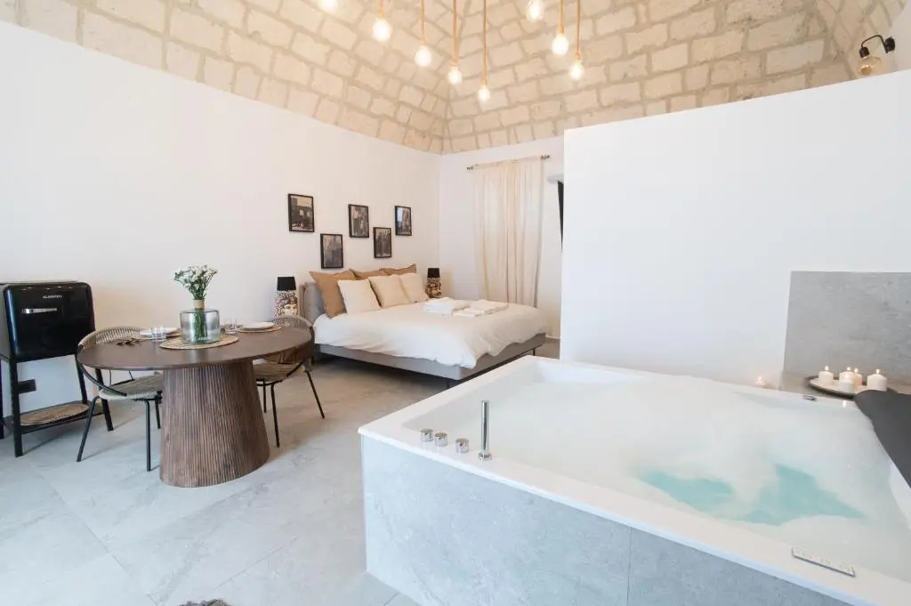 Vicoloterzo suite