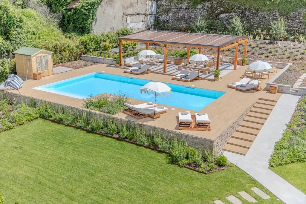 Diamond Apartments
