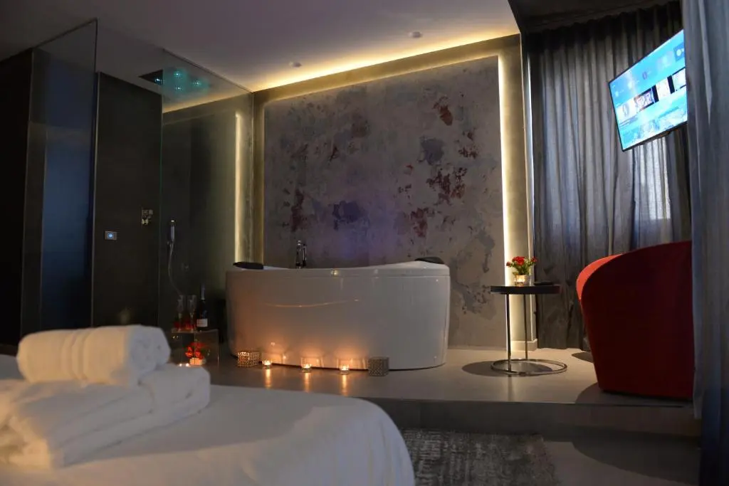 Suite28