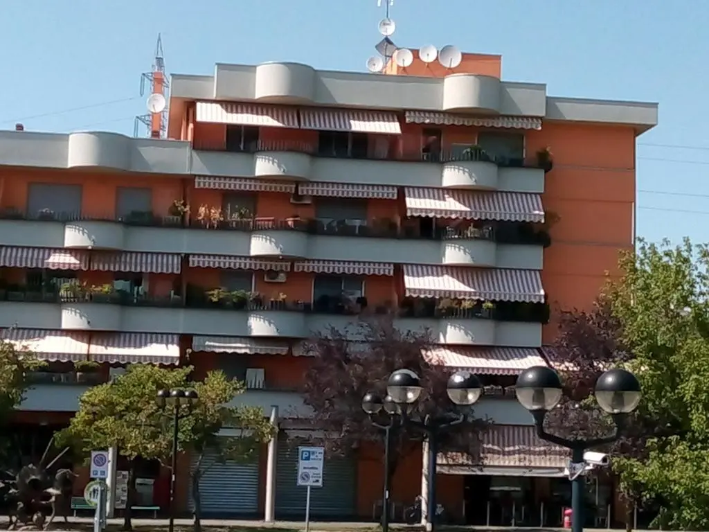 B&B Metro