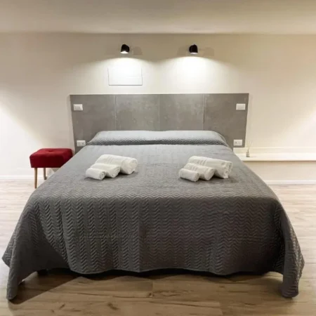 AL 115 ROOMS