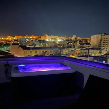 18 Dante Luxury Suites
