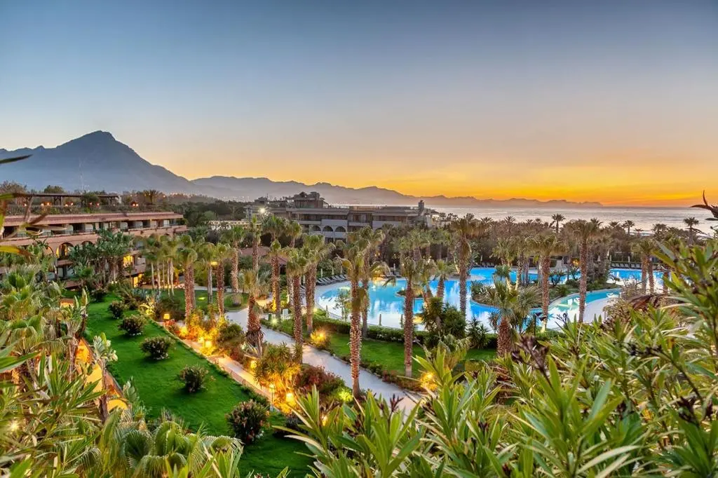 Acacia resort
