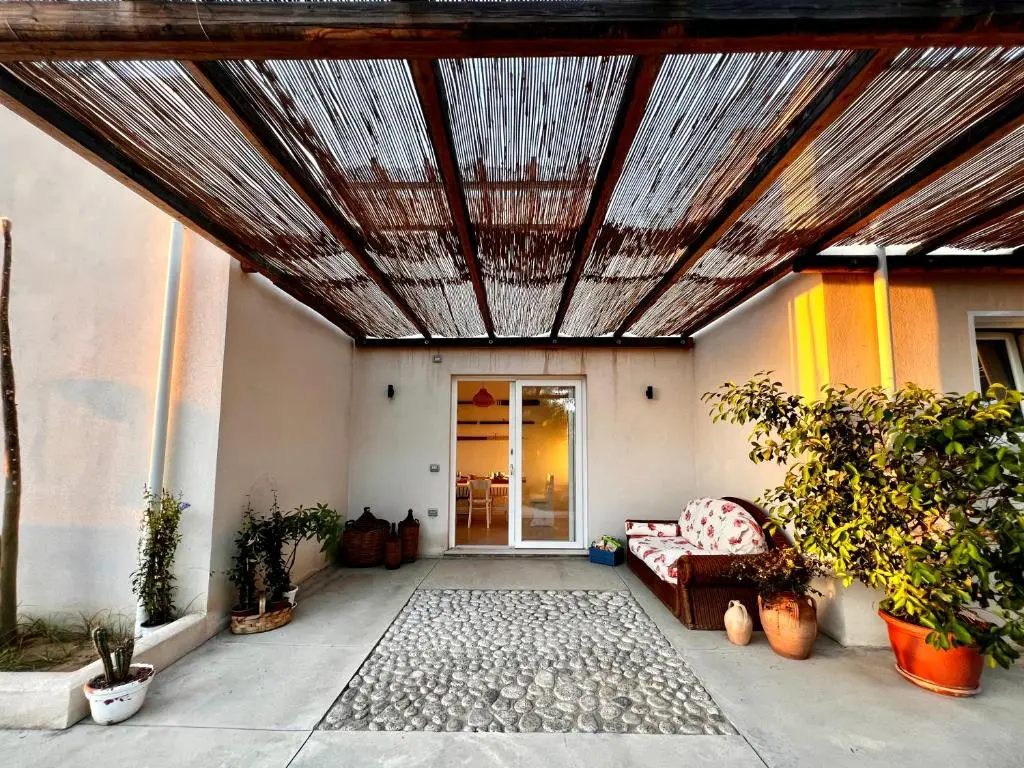 Casa Cunaci Bed and Breakfast