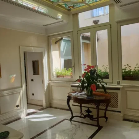 Al Centro Luxury Home