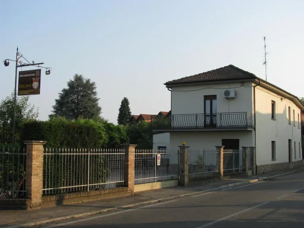 B&B REGINETTA