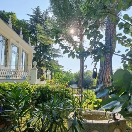 b&b RetroConero