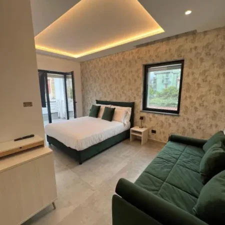 MAISON 279