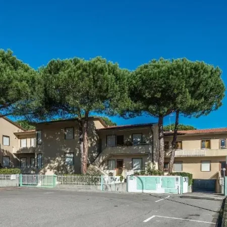 Caletta Apartments