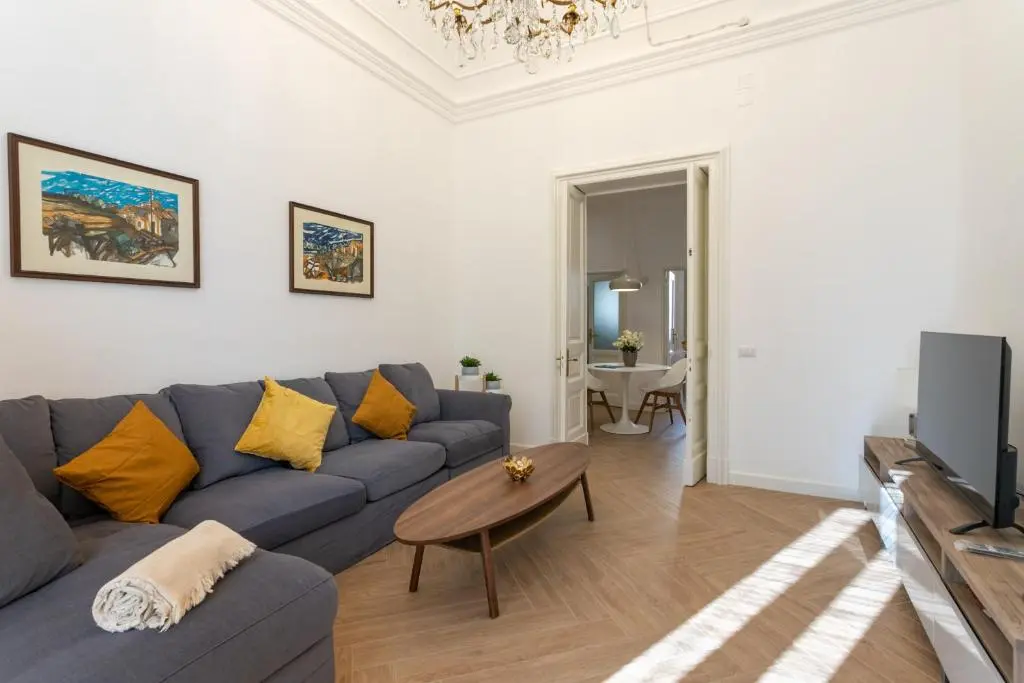 Emanuele house