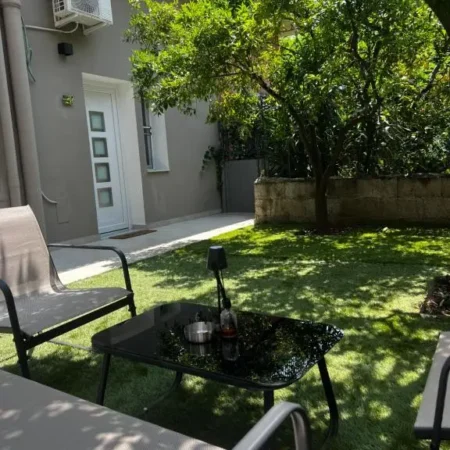 Amira Guest House