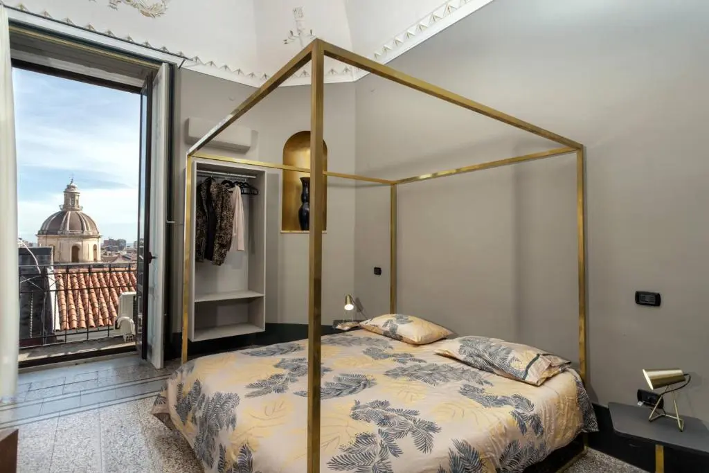 81 Suite and Breakfast centro storico a Catania