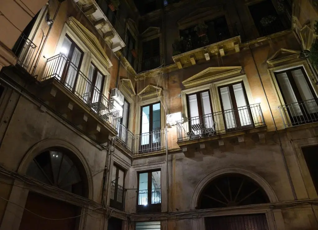 LN B&B