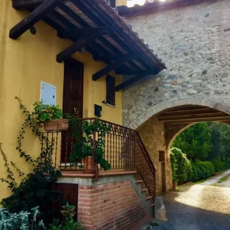 La casina nel borgo