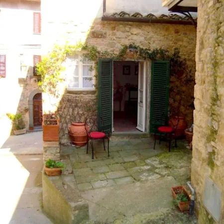La Nella