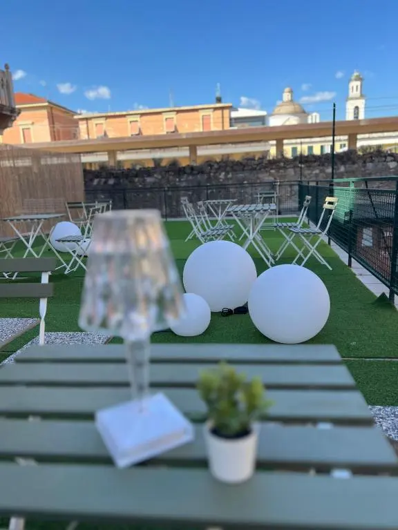 Hotel & Garden