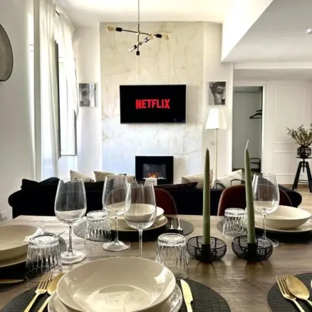 Domus Traiano – Luxury Port Apartment –
