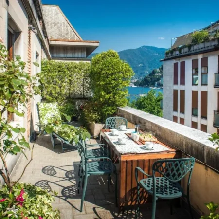 “The Terrace” Lake View