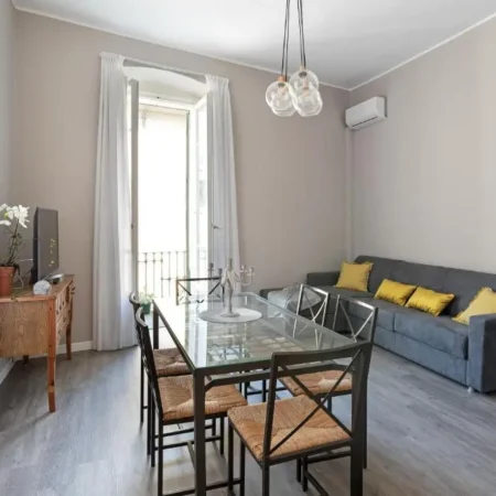 Vittoria Corner – byMyHomeInComo