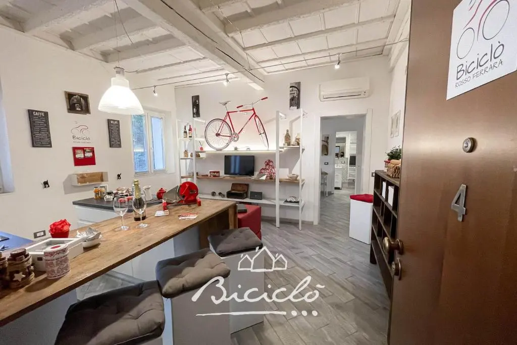 Biciclo Rosso Ferrara