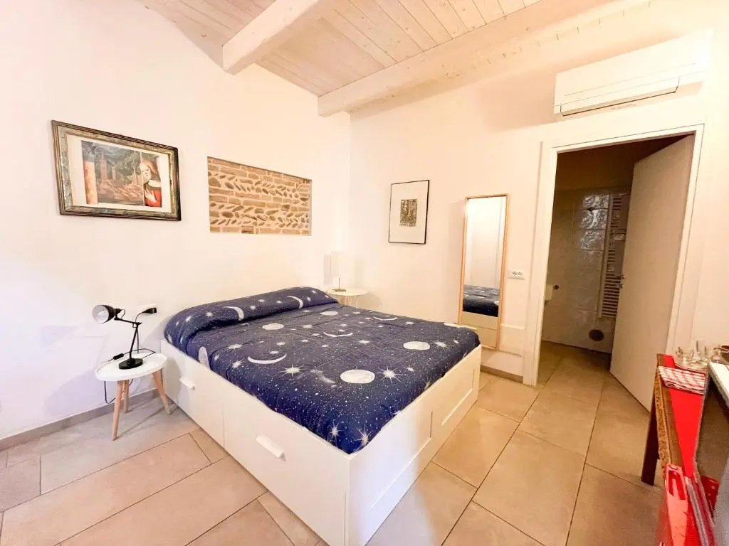 Porta merlonia house