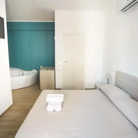 Il Viaggiatore via Rimini Serapo