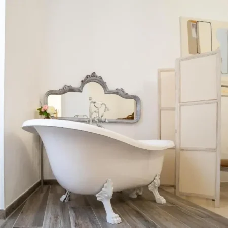 Corte Pietrantica – Charming Rooms & Suites