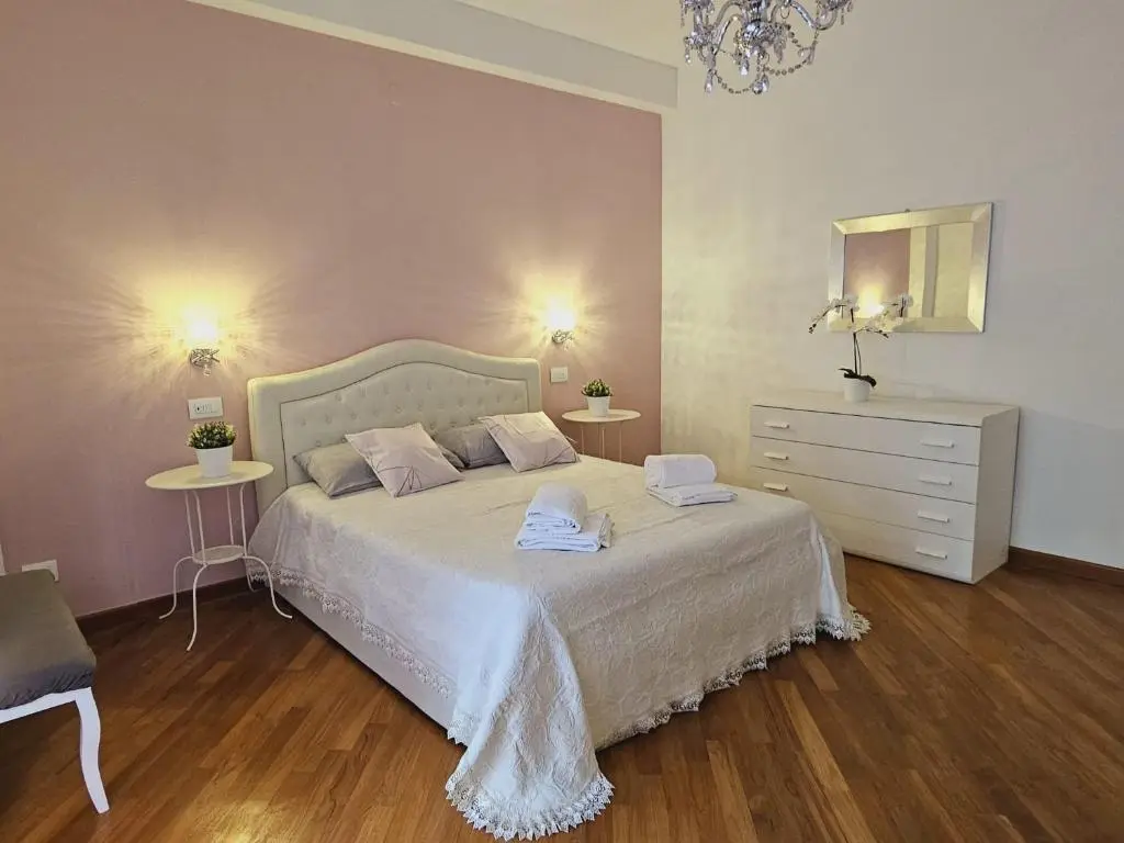 Queen Chic Apartment