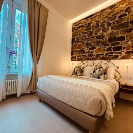 Lina Suites & Rooms