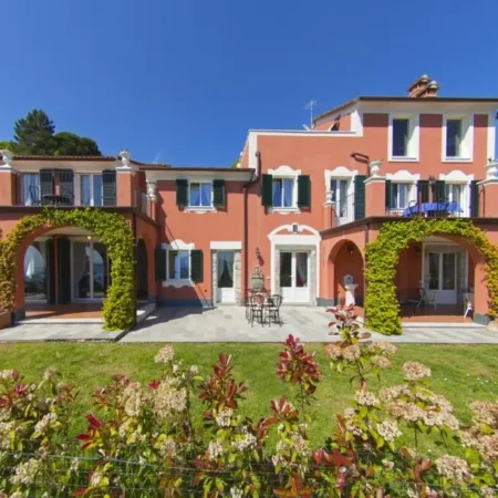 Villa Bellosguardo Apartments