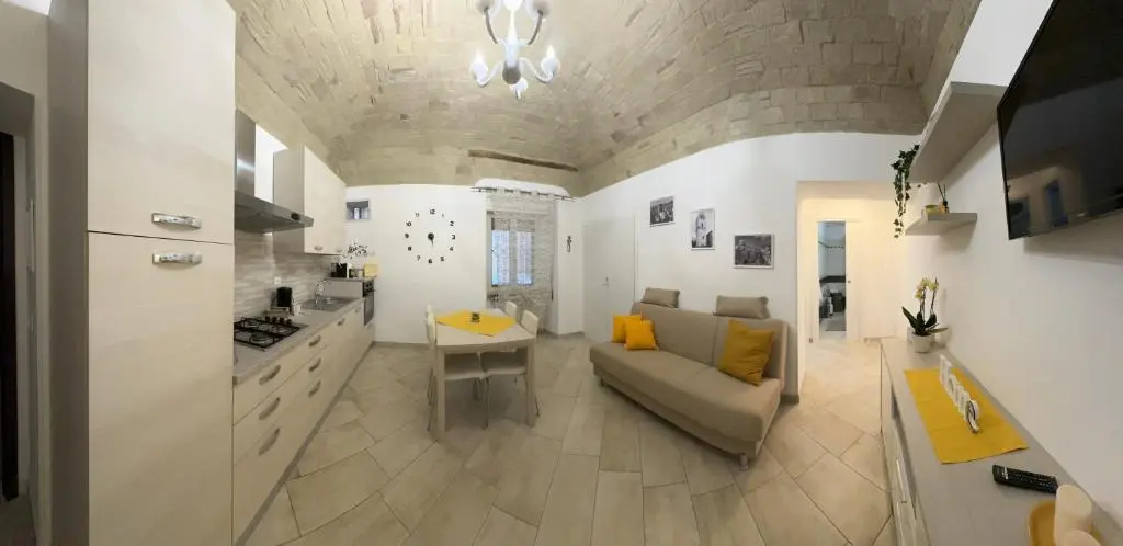 Casa Vacanze La Rosa Gialla