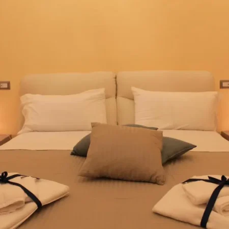 Arco Suite