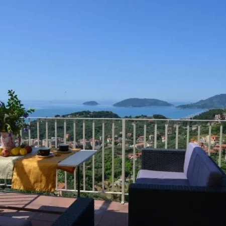 Una finestra sul mare