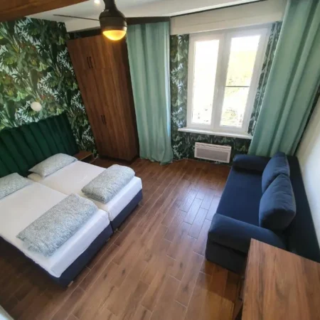 LUXURIO Rooms