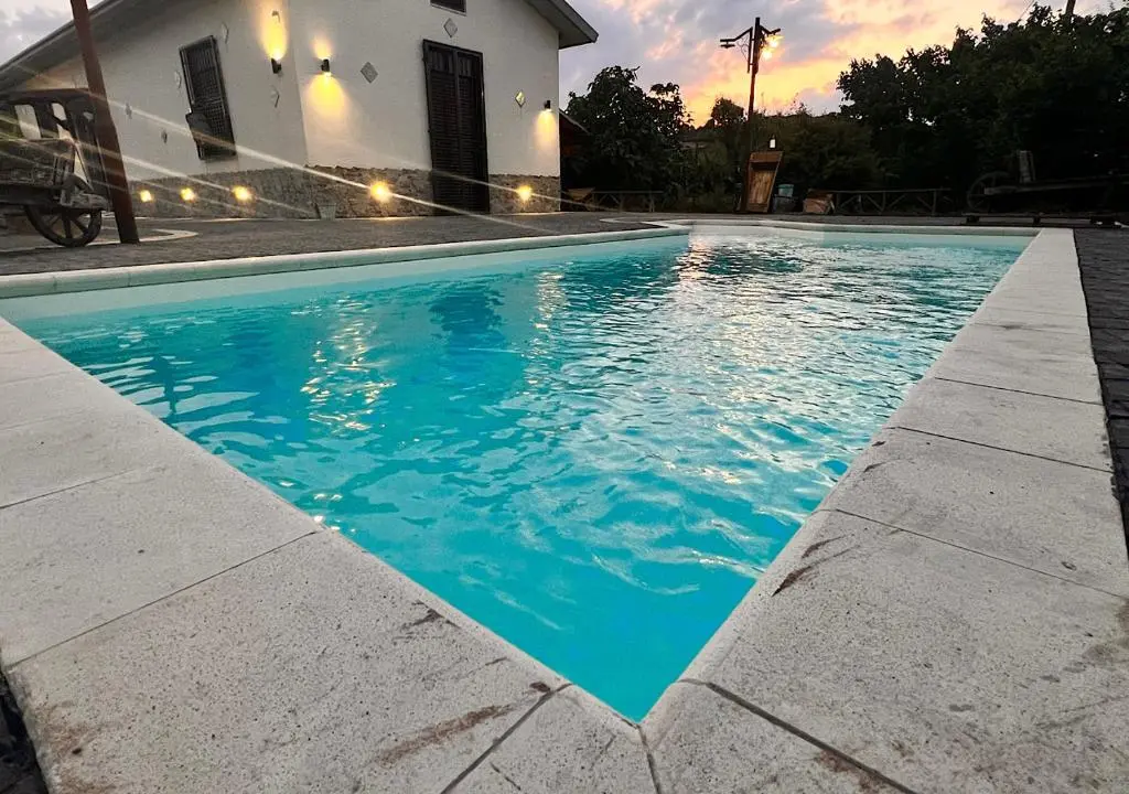 Chalet Grotta monte etna