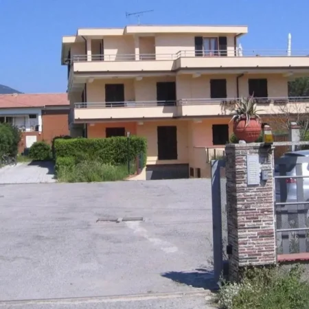 Bonacceta House