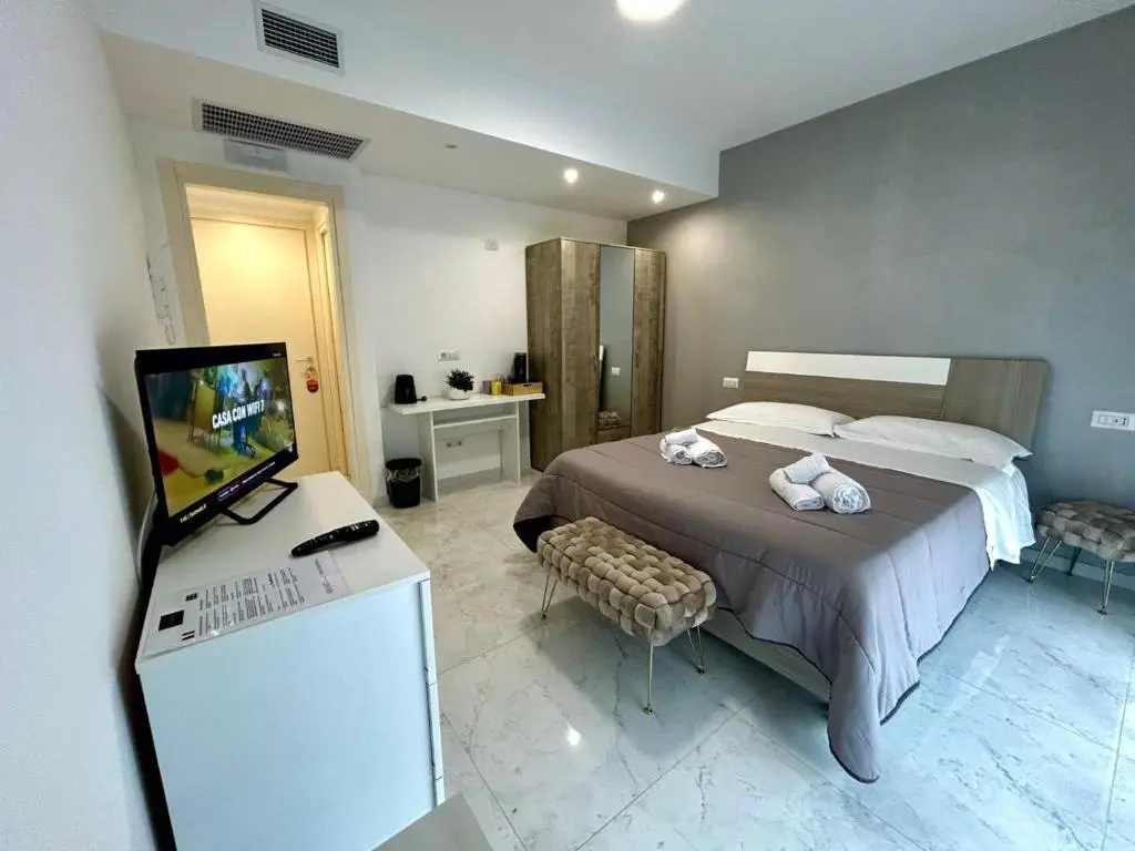Apartments and Rooms