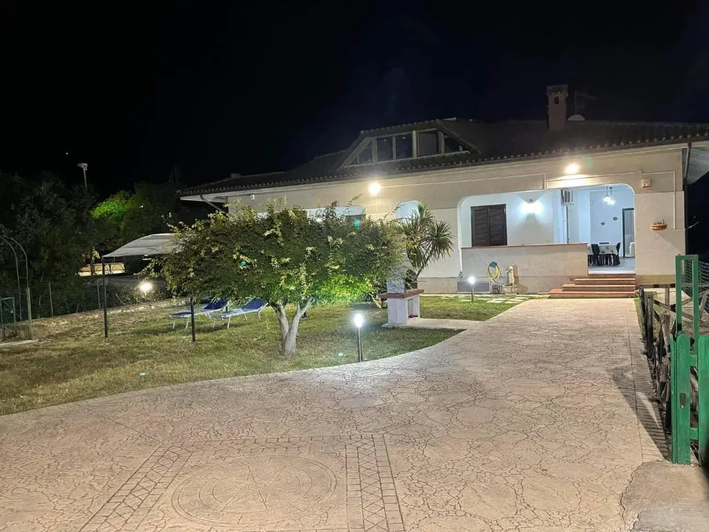 Villa Lidia & Attico degli artisti