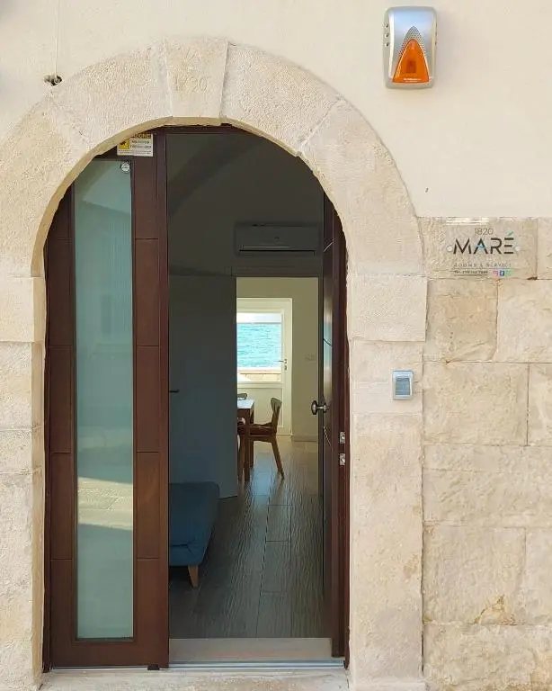 1820 Mare