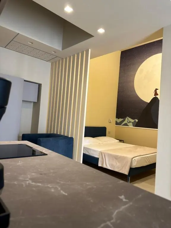 Iris Apartments