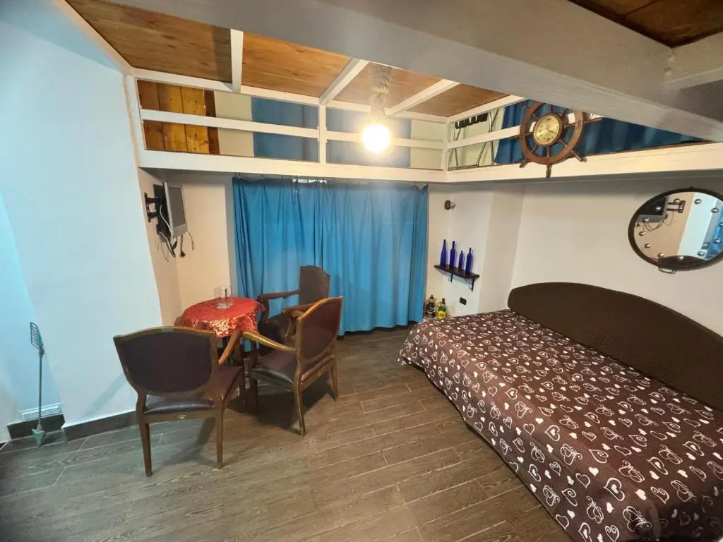 PORTO DI NAPOLI APARTMENTS