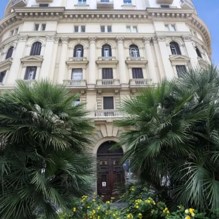 B&B Borsa 22