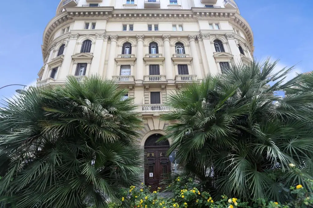 B&B Borsa 22